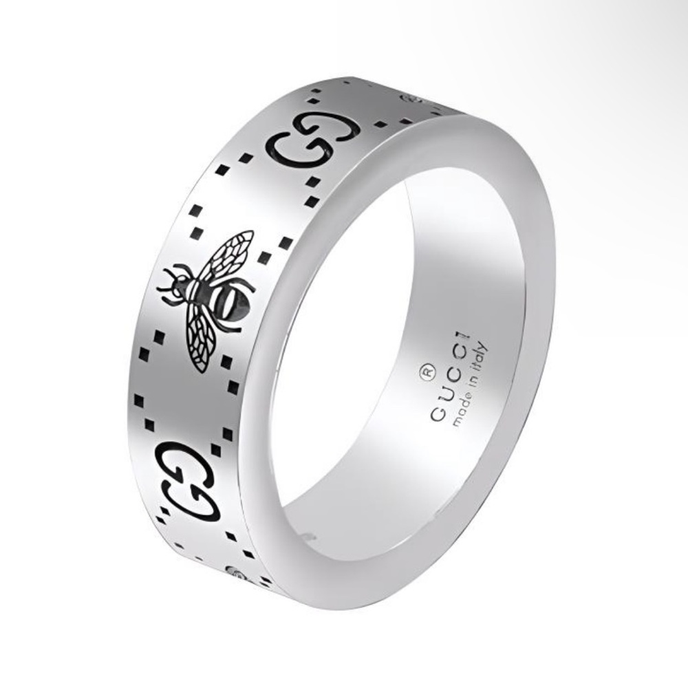 Gucci GG Signature Bee Engraved Wide Ring Silver 925 Semi Shiny